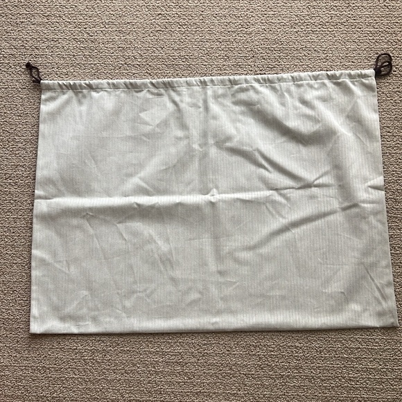 Hermes Dust Bag (29in x 21in) - Picture 6 of 7